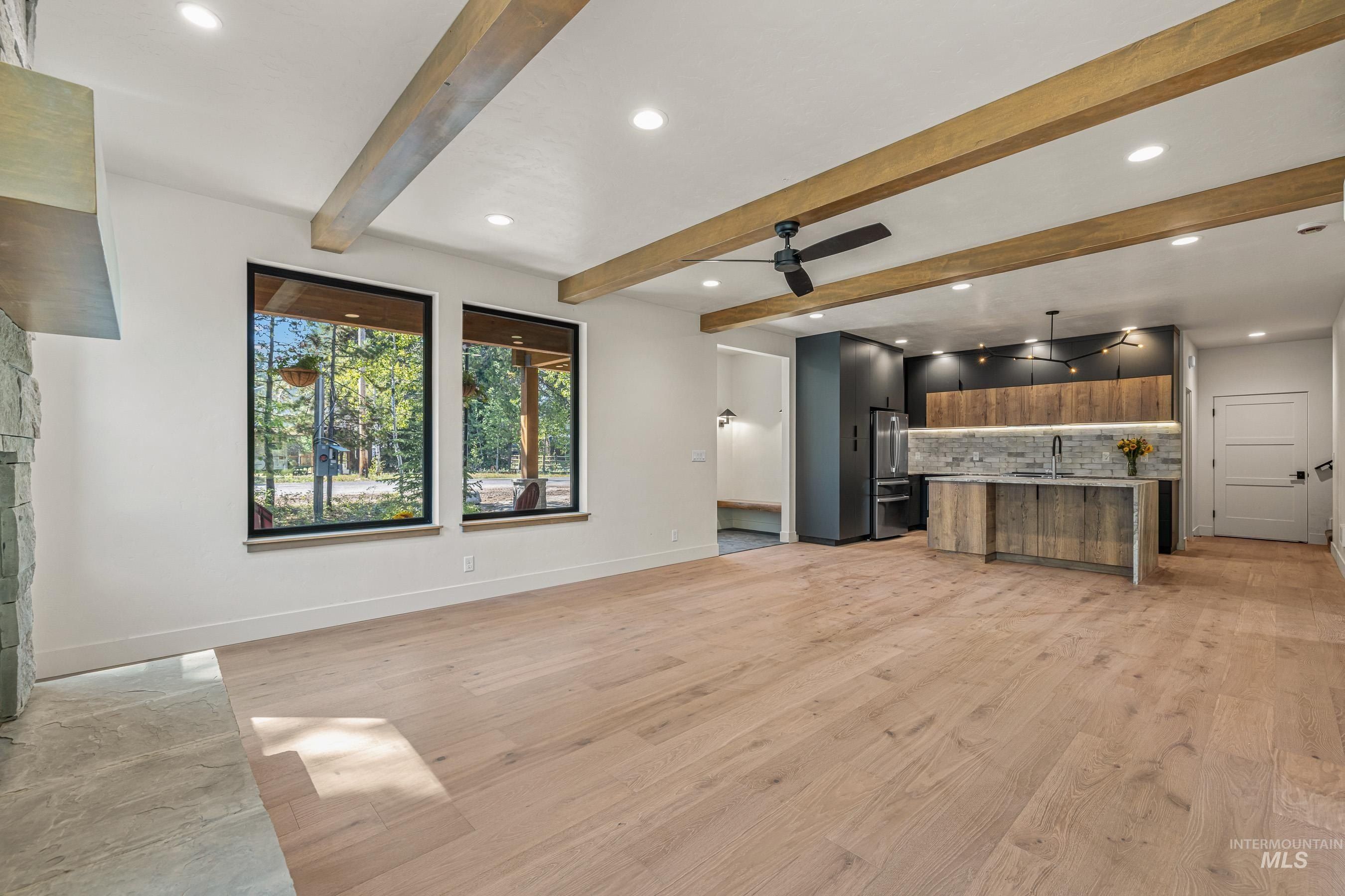 12850 Aurora Drive. Donnelly, ID 83615