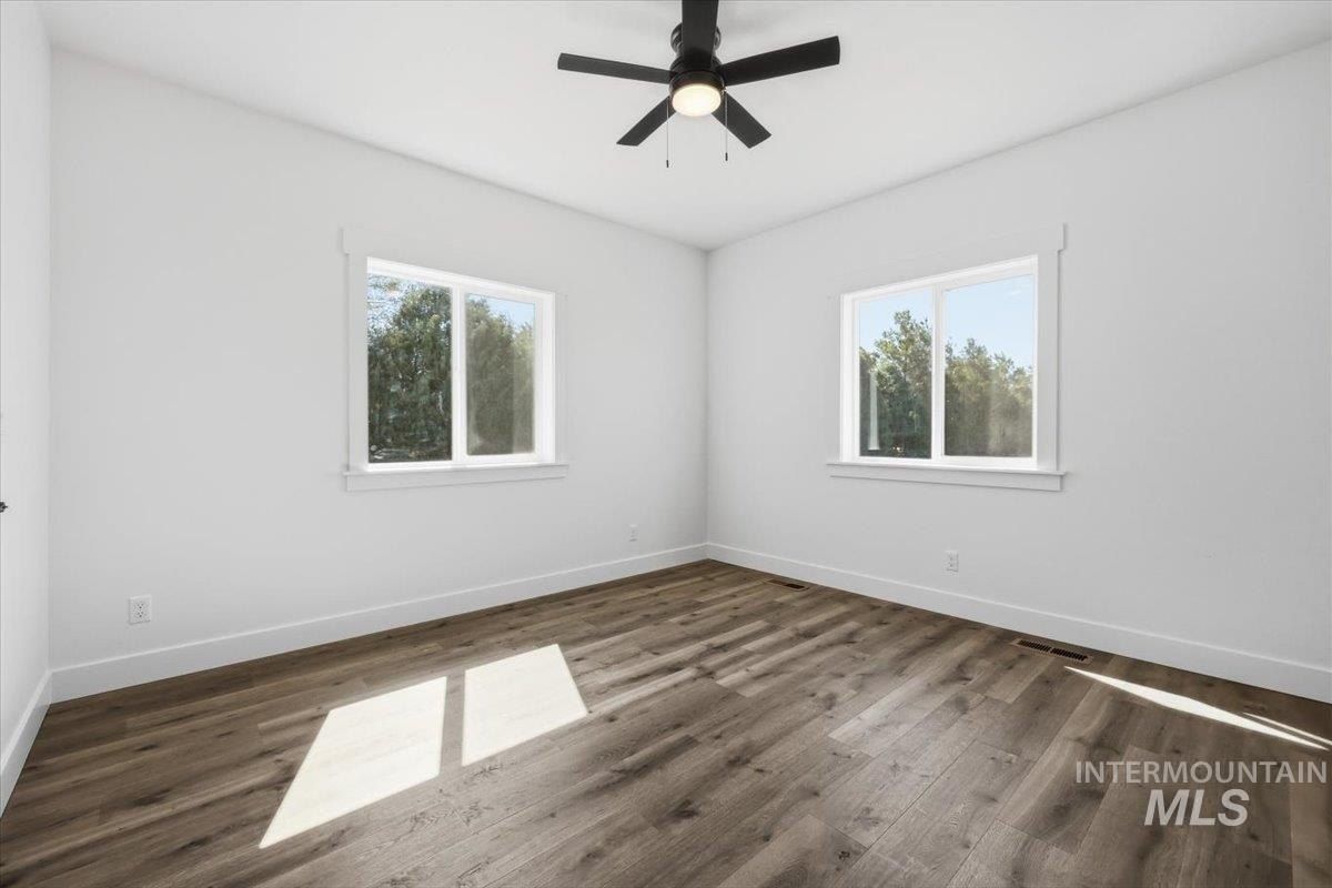 925 Ne Beaman Rd. Mountain Home, ID 83647