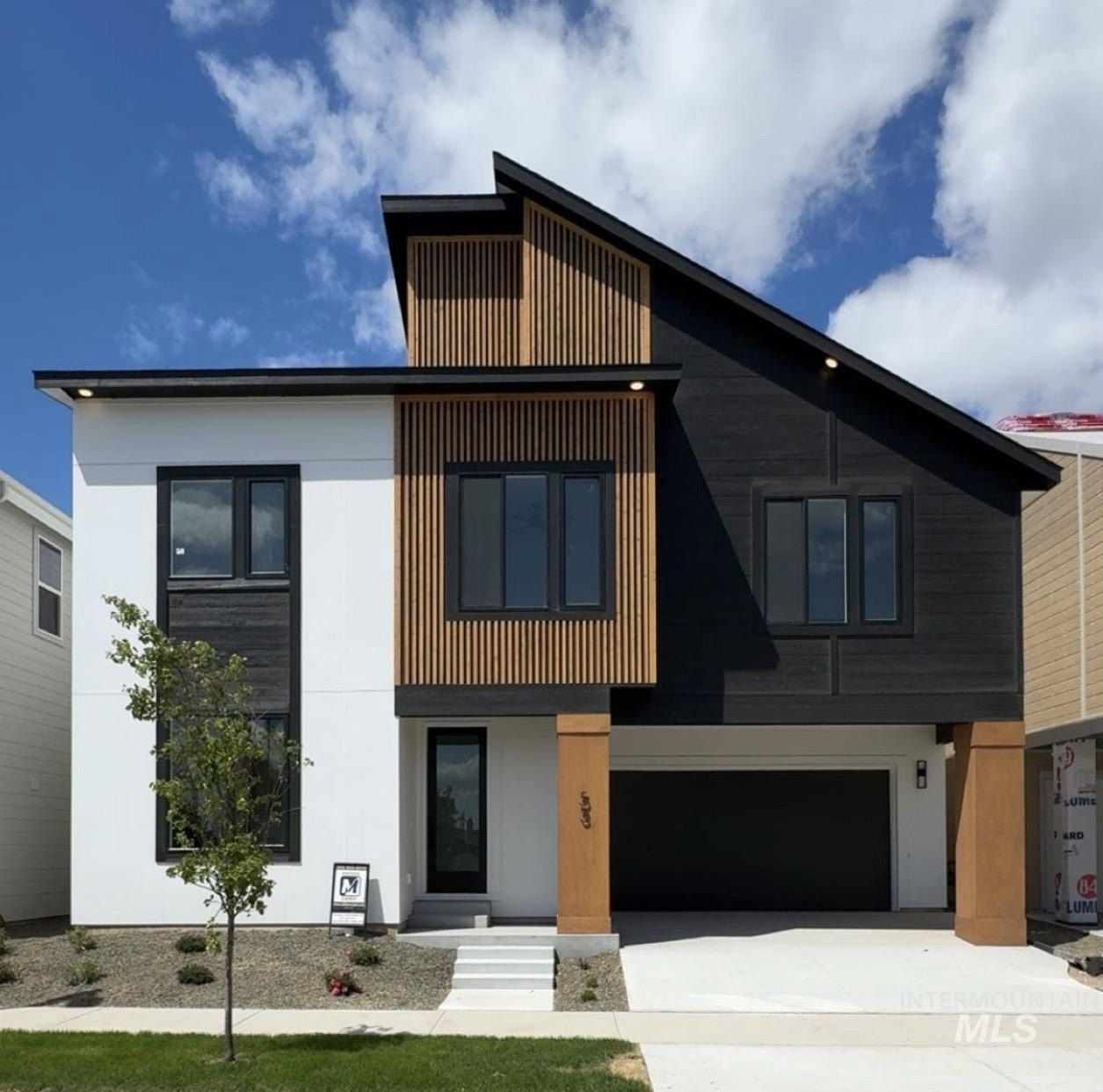 53 N Feather Reed Ave. Meridian, ID 83642