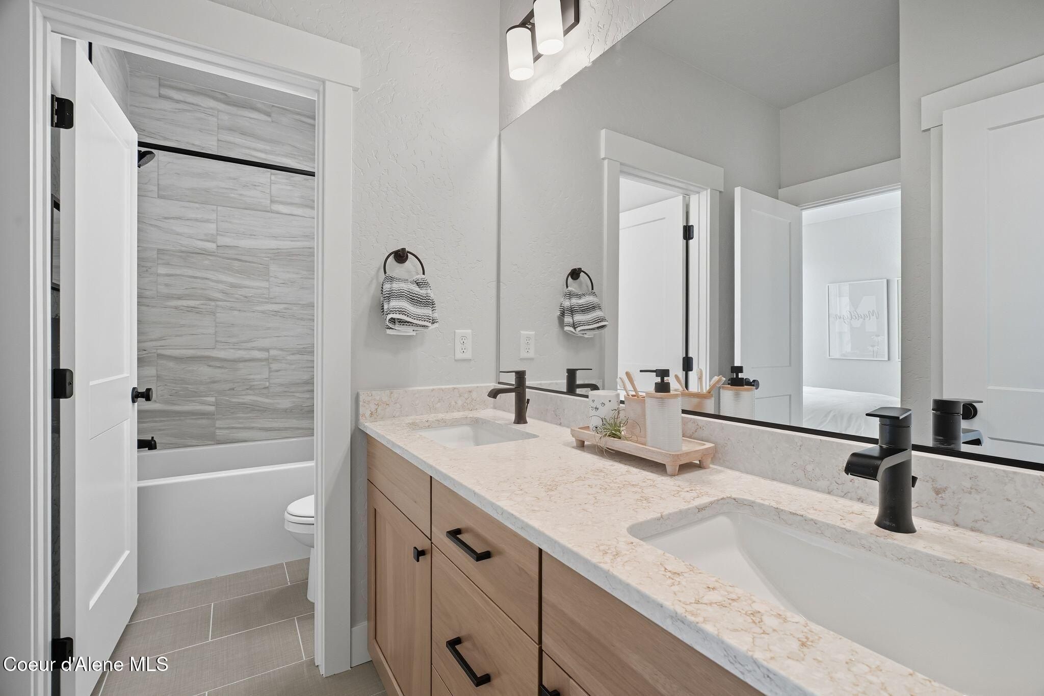 3272 N Grandmill Ln. Coeur D Alene, ID 83814