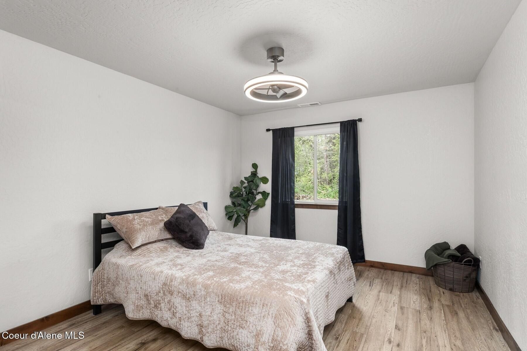 5240 Vay Rd. Priest River, ID 83856
