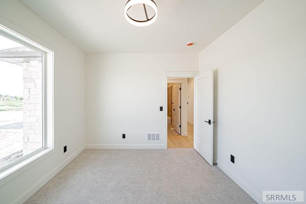 172 W 275 N. Blackfoot, ID 83221