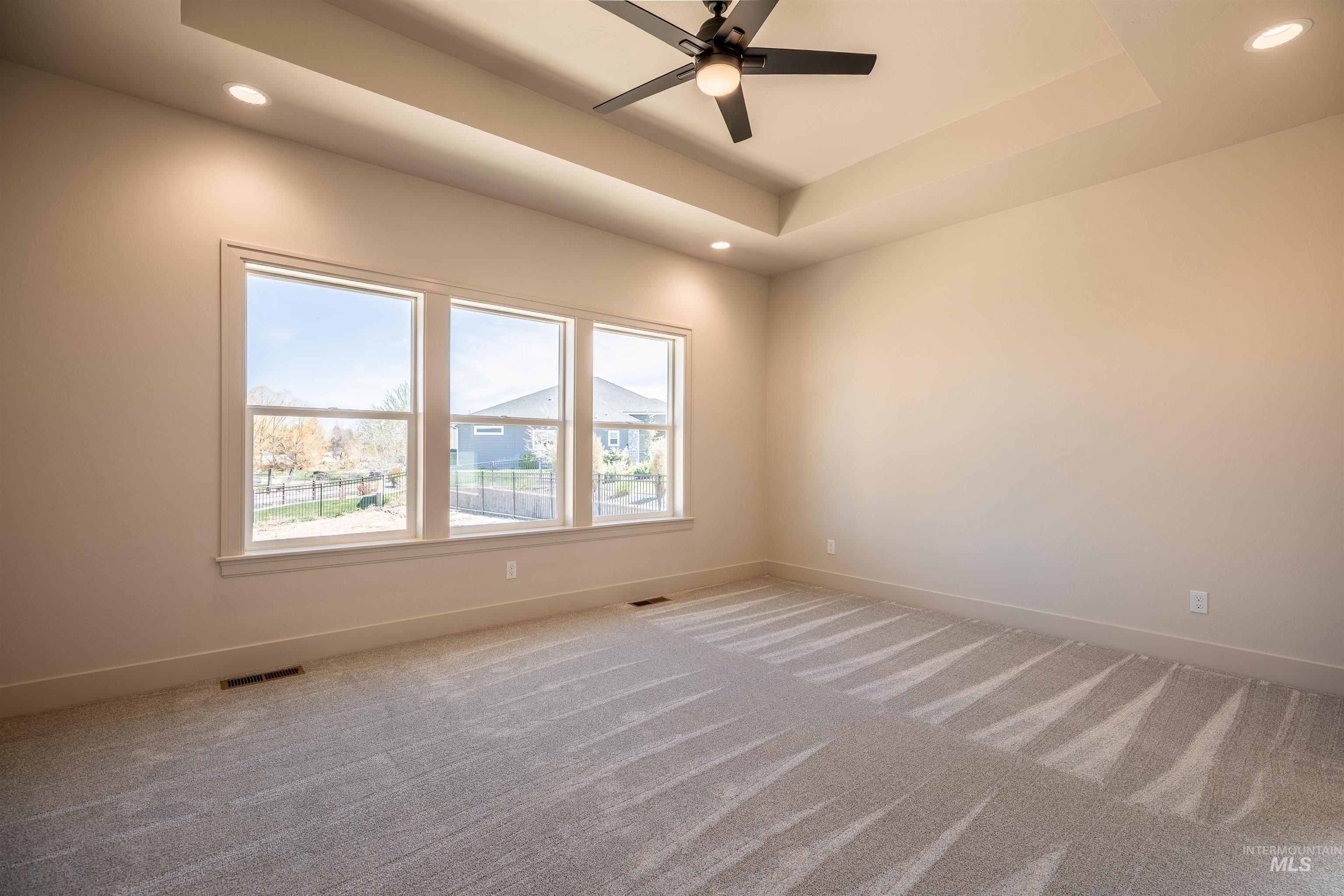 1565 Clear Creek Loop. Twin Falls, ID 83301