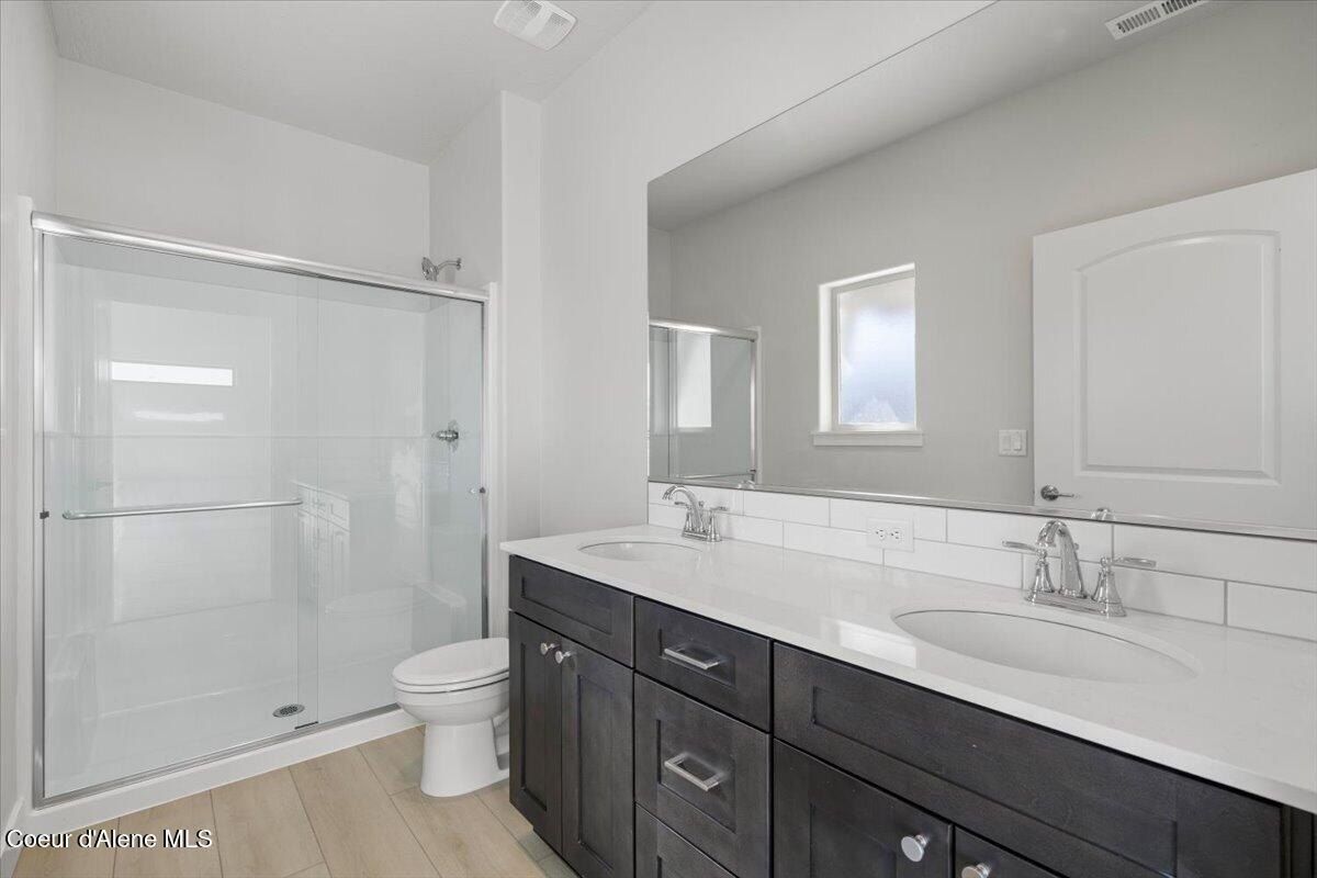 771 N Galbraith Lp. Post Falls, ID 83854