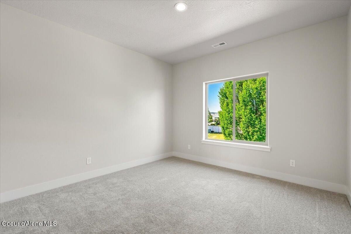 771 N Galbraith Lp Lot 21. Post Falls, ID 83854
