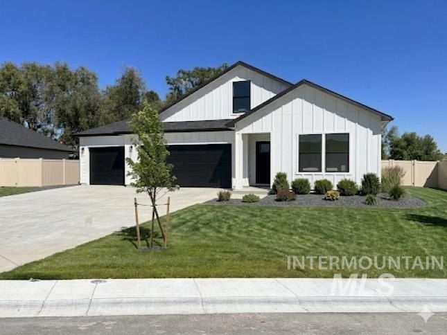1157 Velvet Loop. Wilder, ID 83676