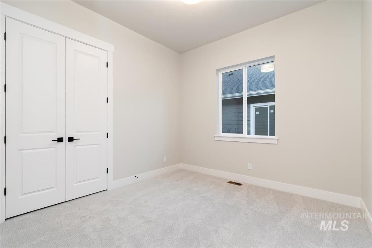 2147 E Blakehurst Ave. Kuna, ID 83634