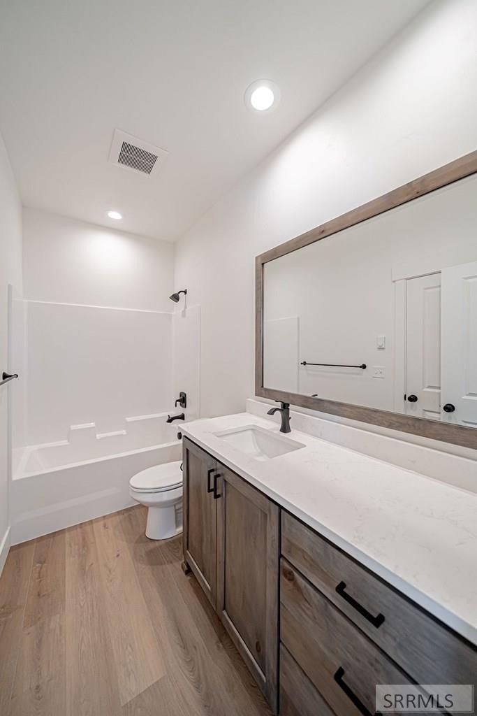 1293 Bear Avenue. Idaho Falls, ID 83402