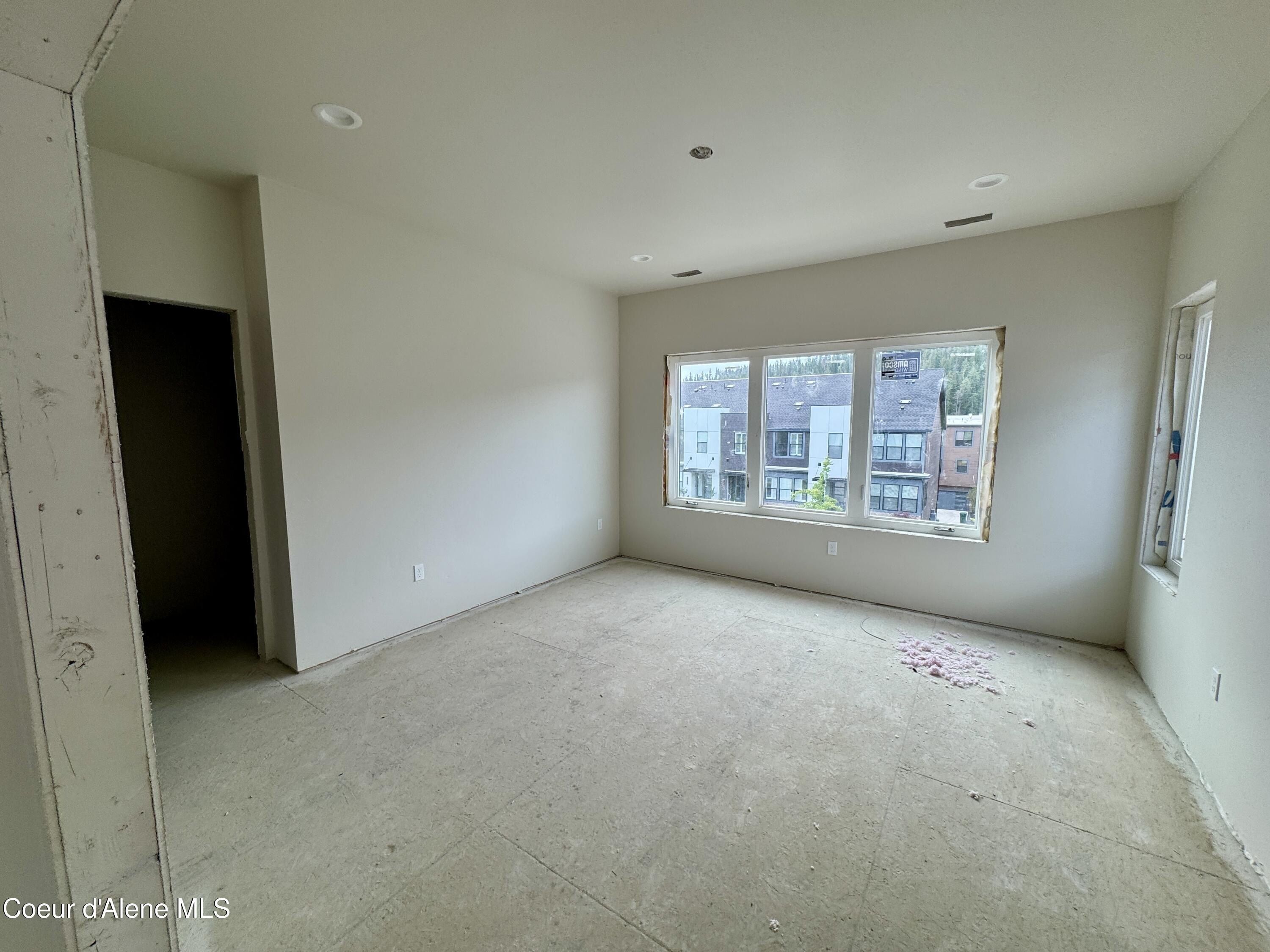 2761 W Lumber Ln. Coeur D Alene, ID 83814
