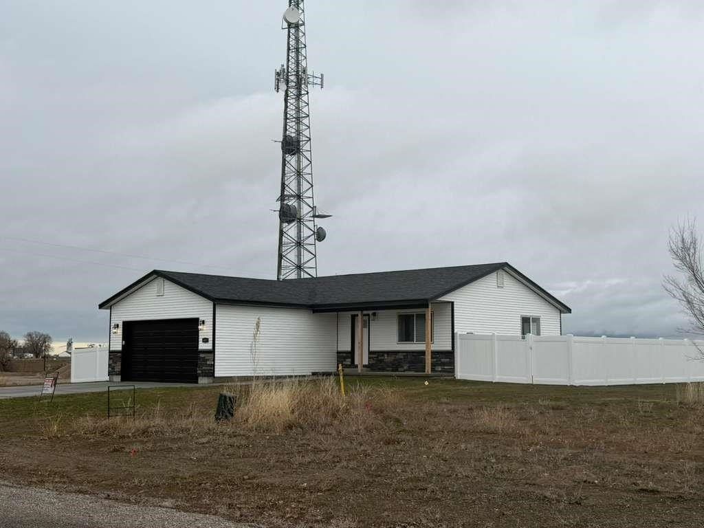 601 S 5 Th E. Aberdeen, ID 83210