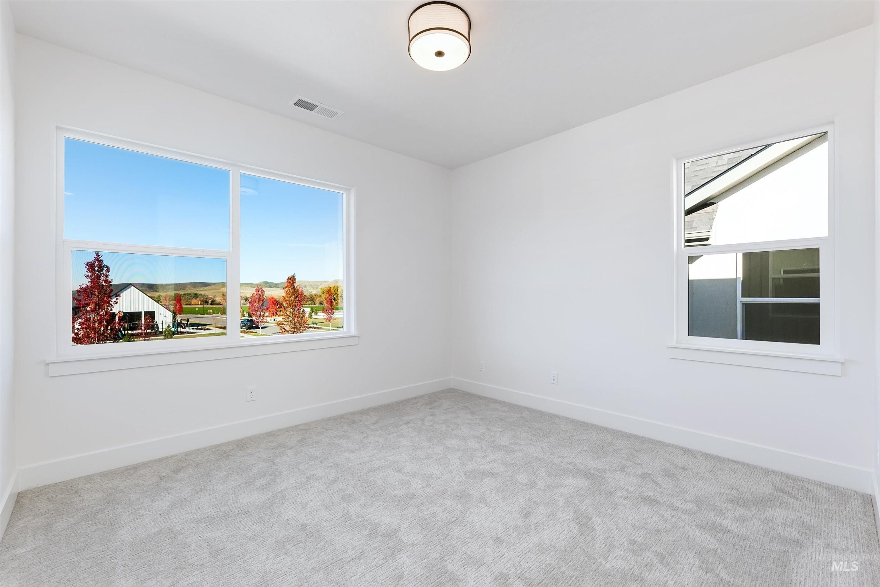 5990 S Cubola Way. Meridian, ID 83642