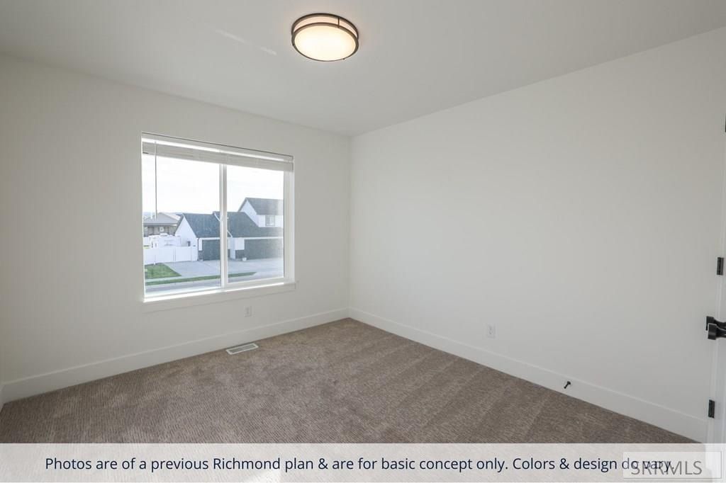 564 Curlew Drive. Ammon, ID 83401