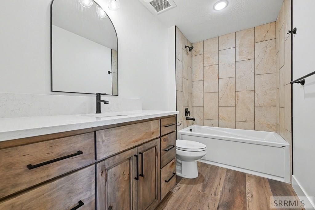 439 Copeland Dr. Idaho Falls, ID 83401