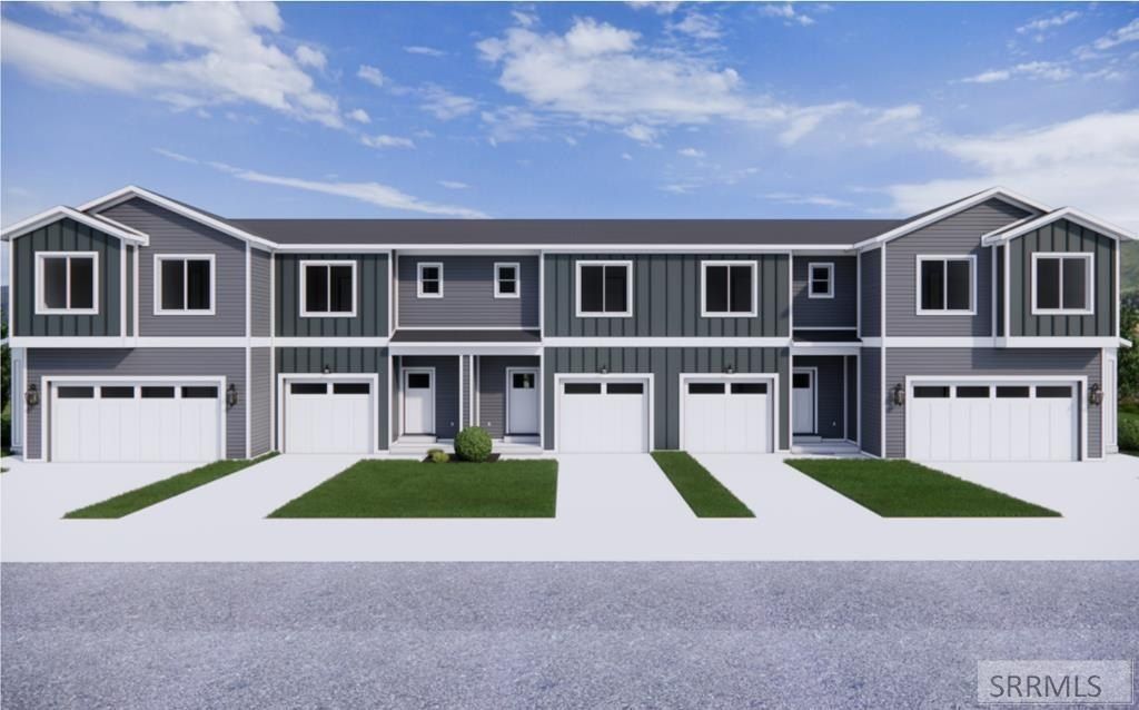 2932 Gray Fox Lane. Ammon, ID 83406