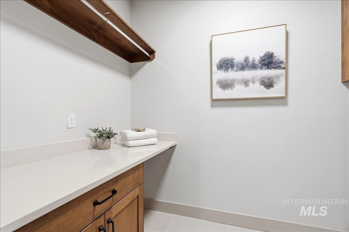 801 E Crescendo St. Meridian, ID 83642