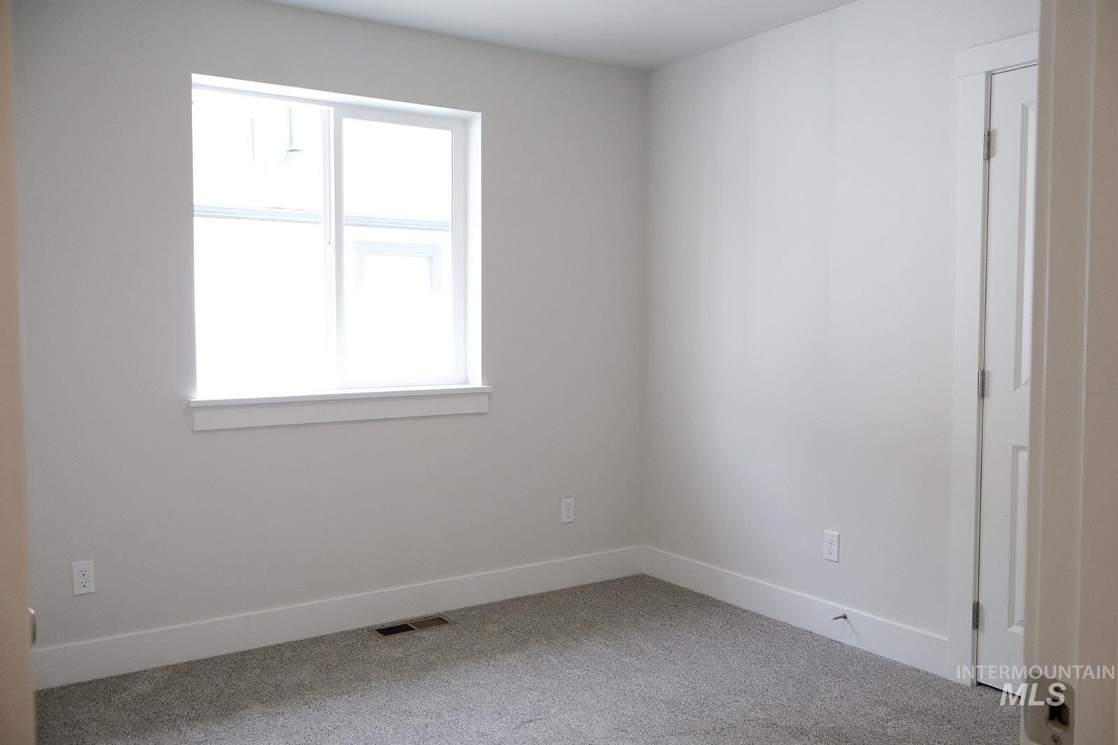 1906 Oregon Lane. Caldwell, ID 83605