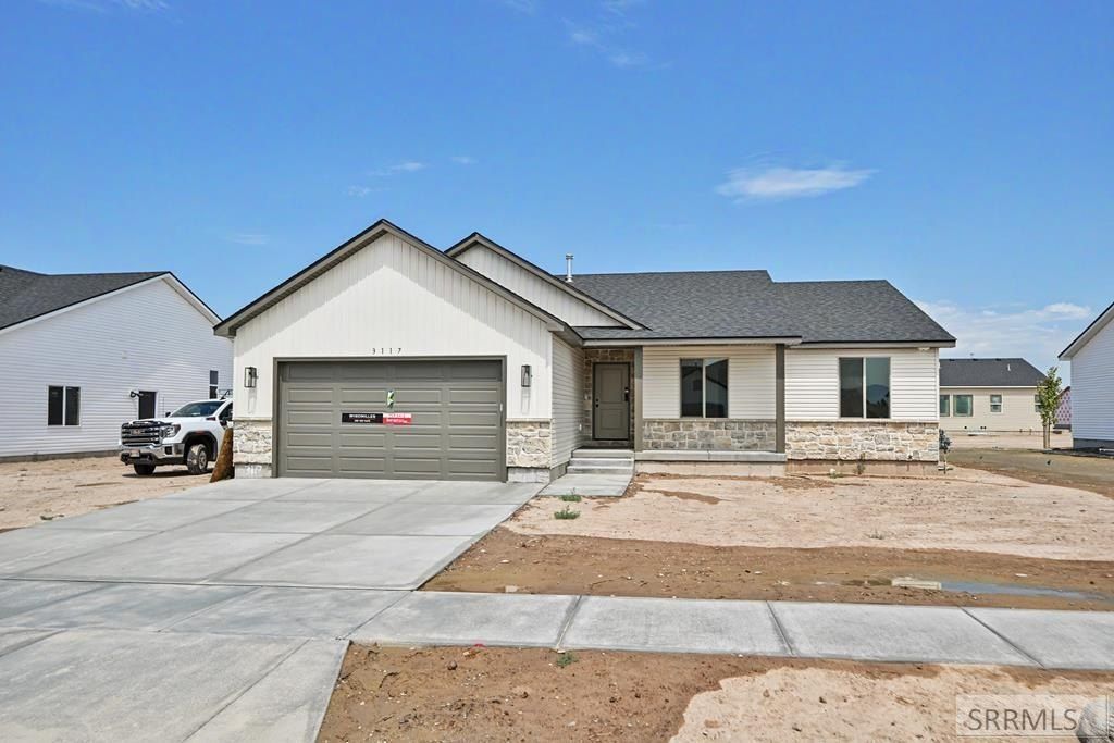 3117 Elixir Road. Ammon, ID 83406