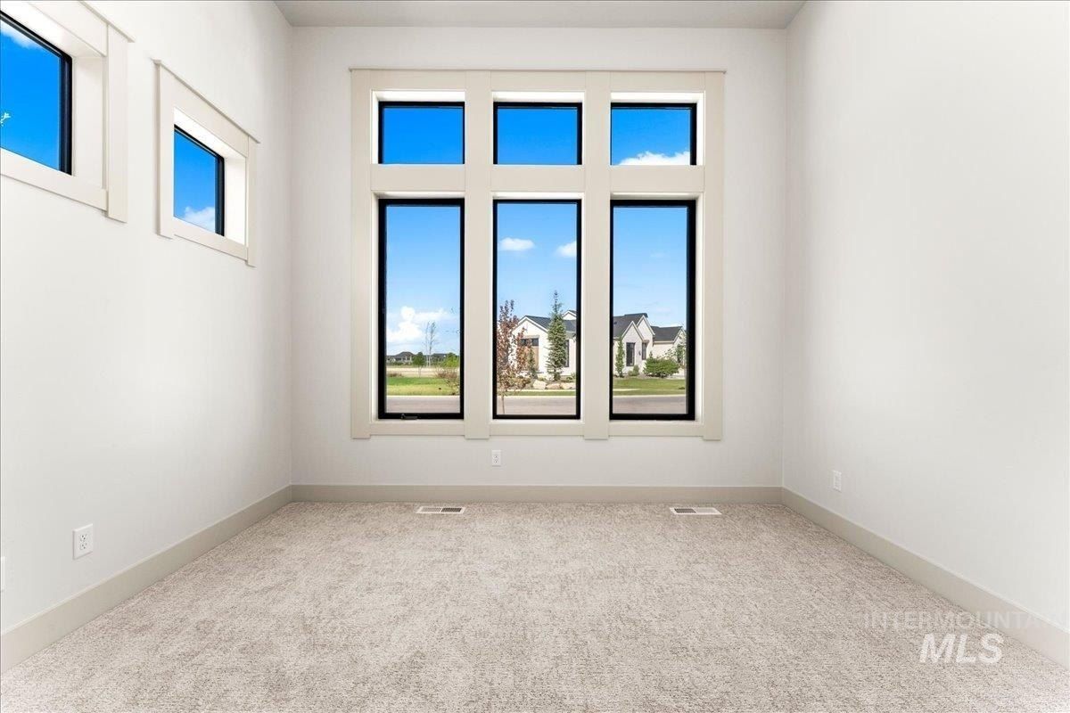 5077 W Braveheart St. Eagle, ID 83616
