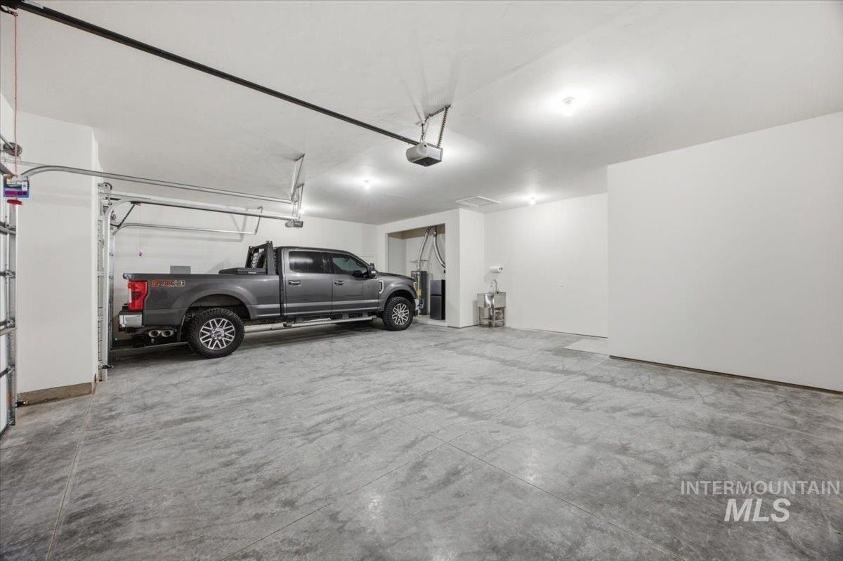3068 Moonrise Road. Twin Falls, ID 83301