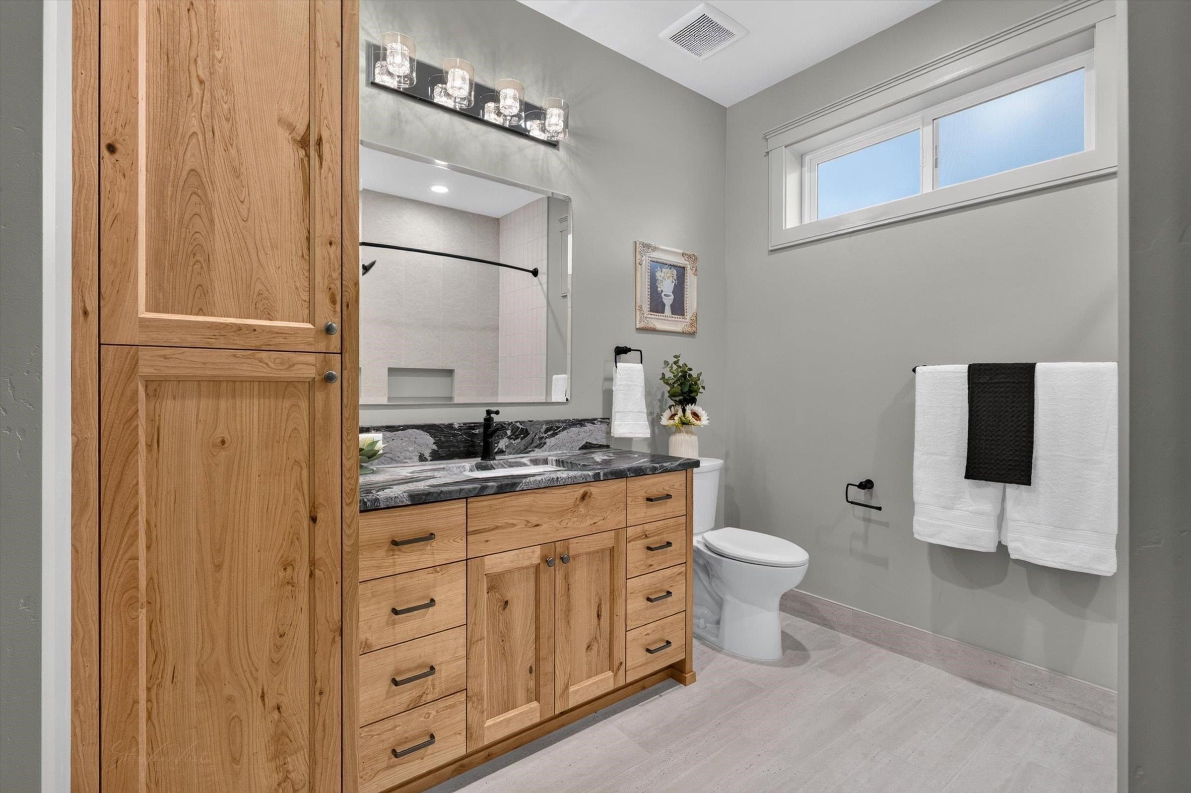 1347 Falcon Ridge Dr. Pocatello, ID 83201
