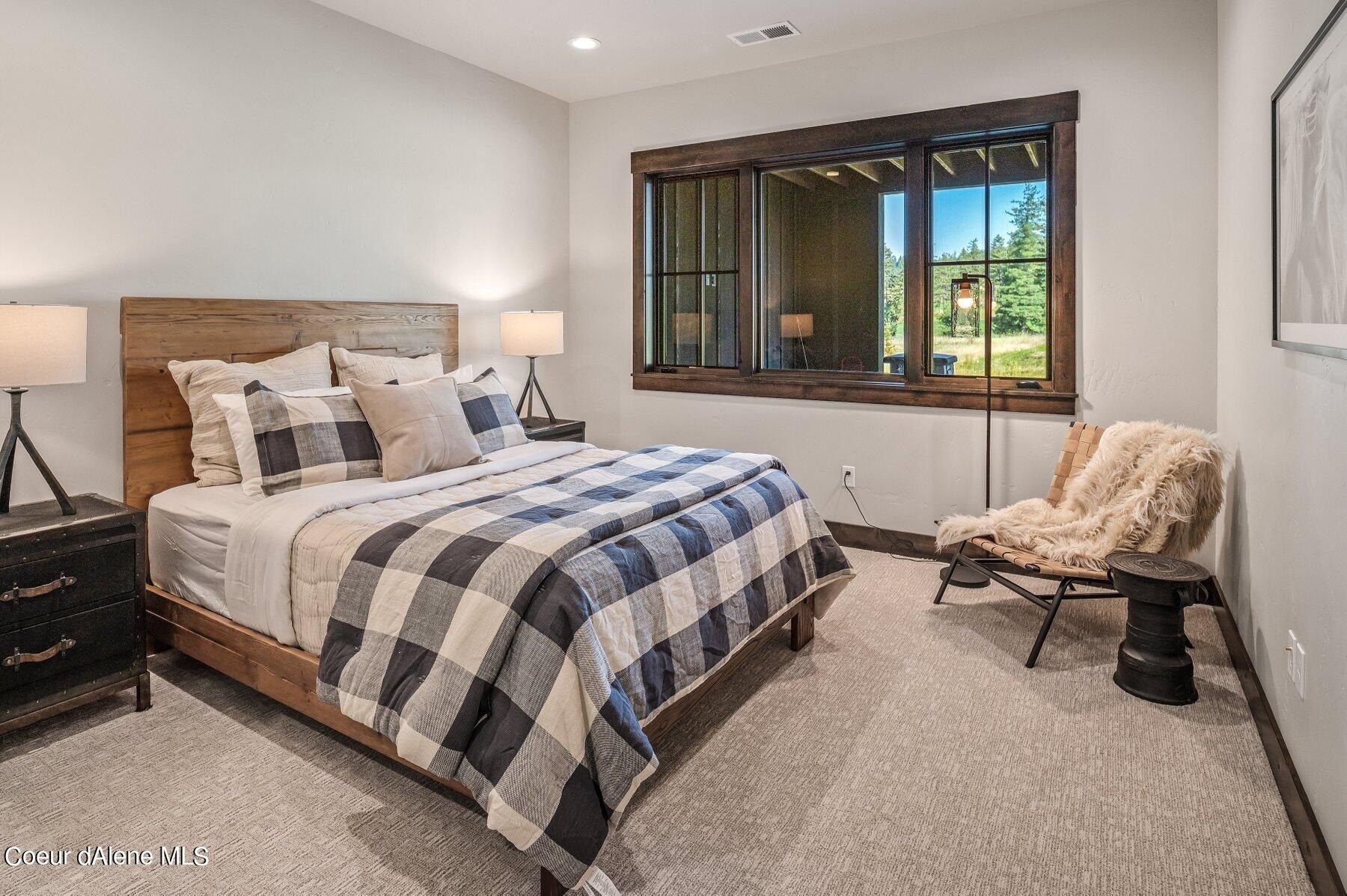 17938 S Kimberlite Dr 21. Coeur D Alene, ID 83814