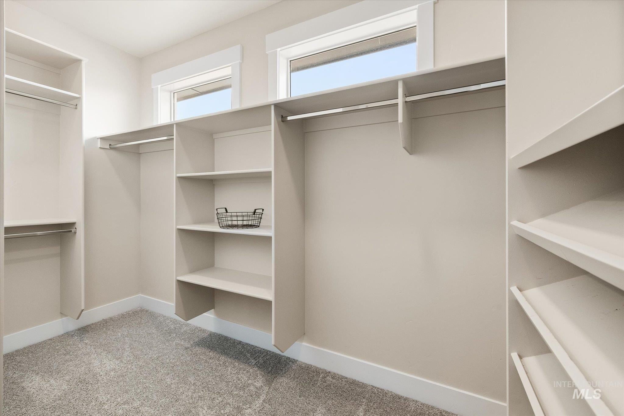 2543 S Via Privada Ln. Boise, ID 83716