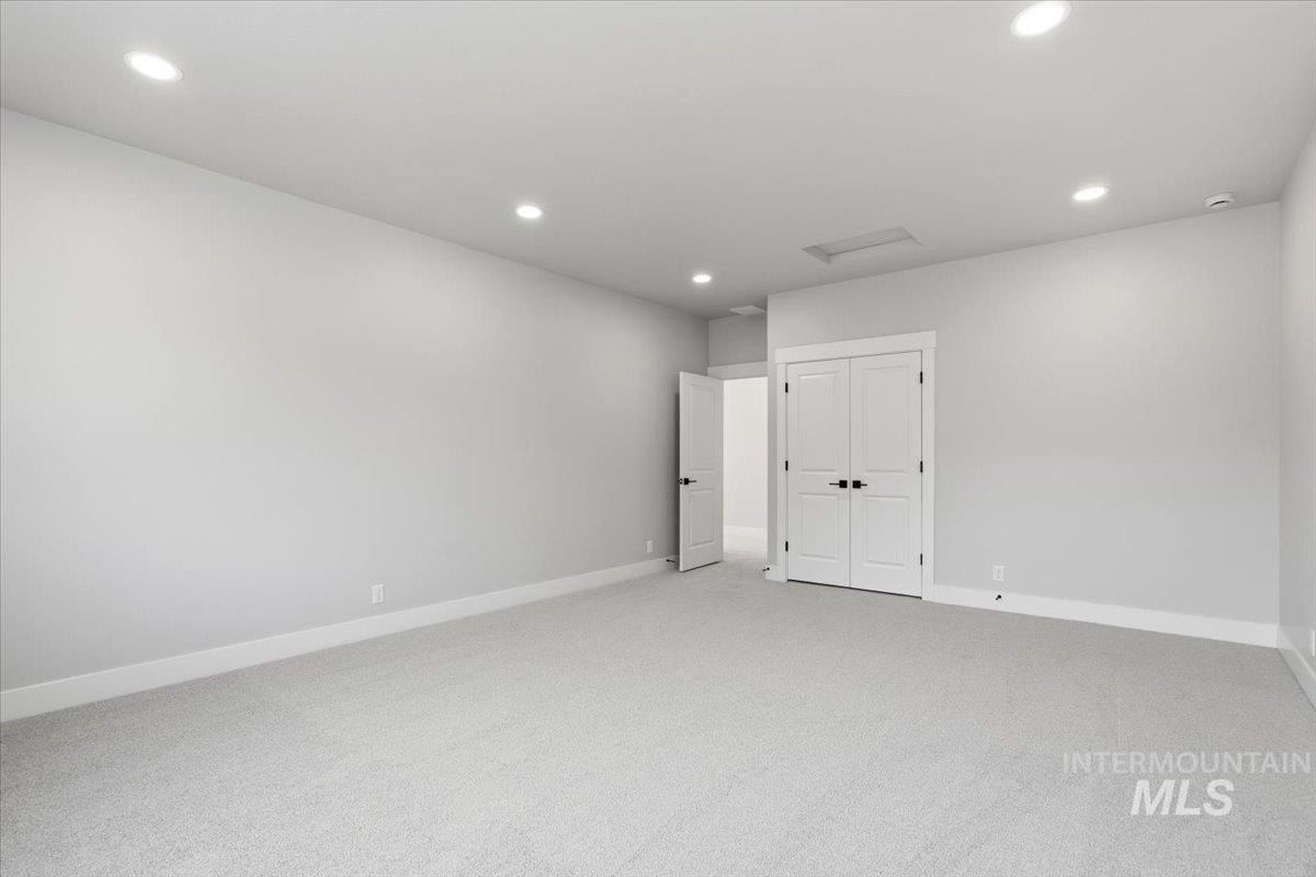4646 E La Grande St. Nampa, ID 83687