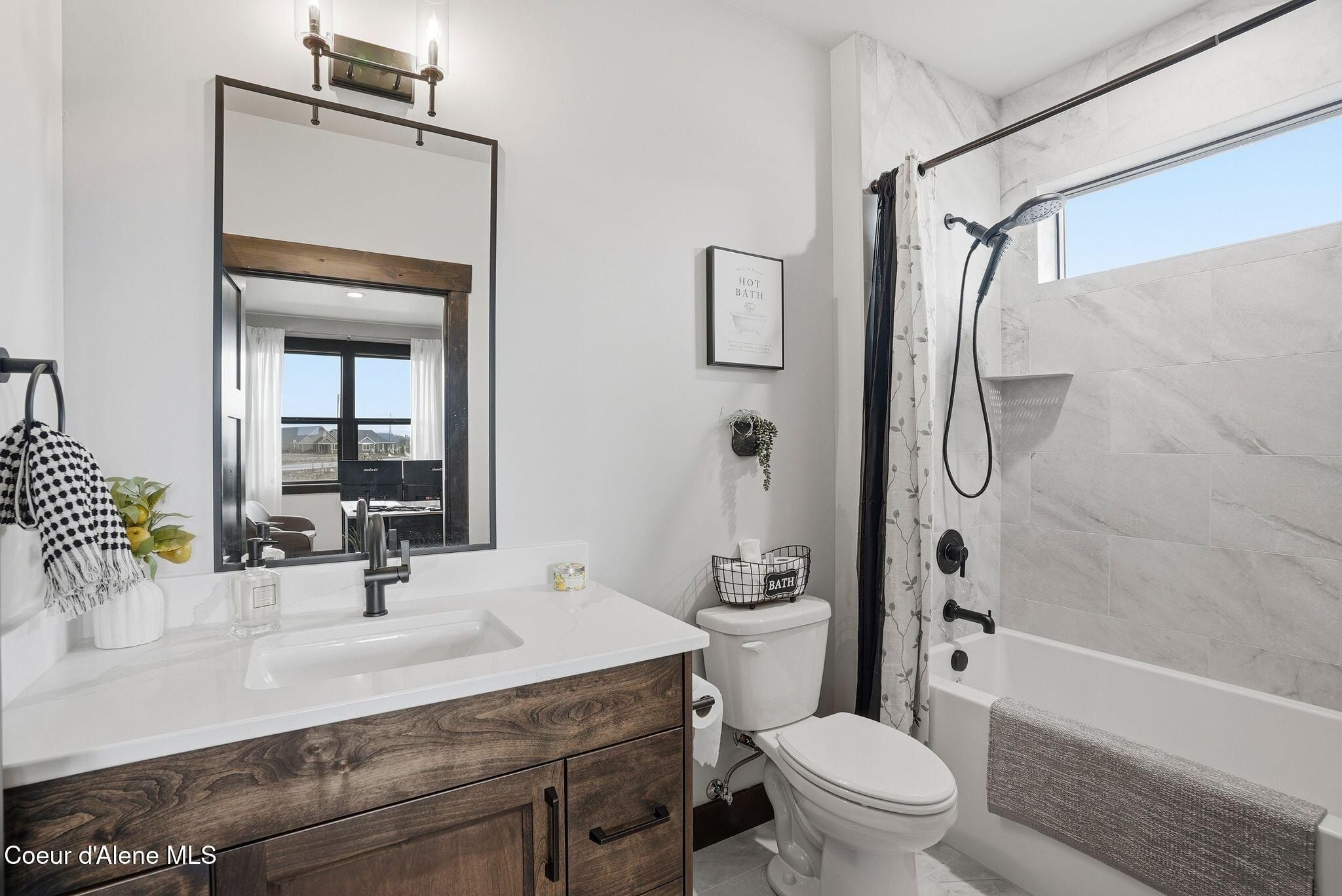 4538 W Enclave Way. Coeur D Alene, ID 83815