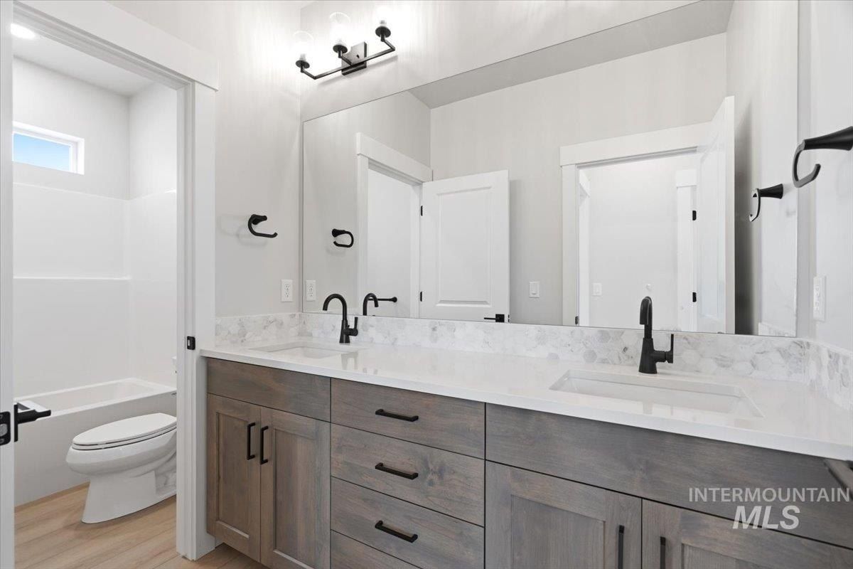 4420 E Dillinger St. Nampa, ID 83687