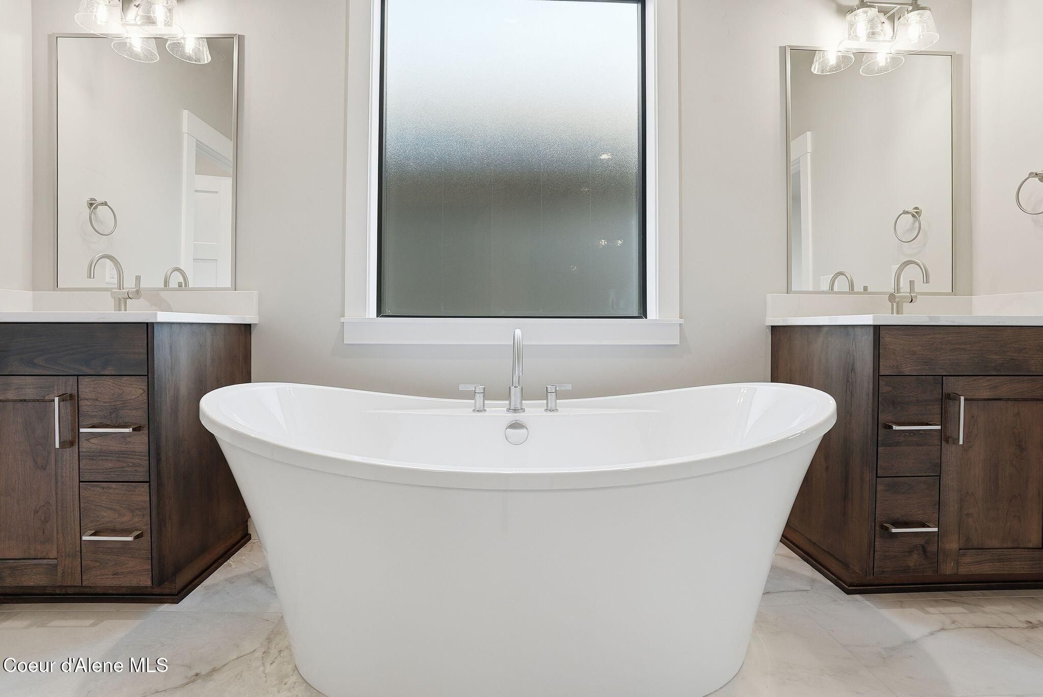 4461 W Hide Away Ln. Coeur D Alene, ID 83815