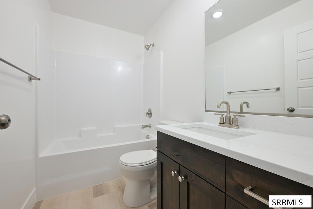 6902 Bronson Drive. Idaho Falls, ID 83402