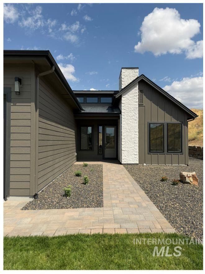 6102 E Knox Ct. Eagle, ID 83714