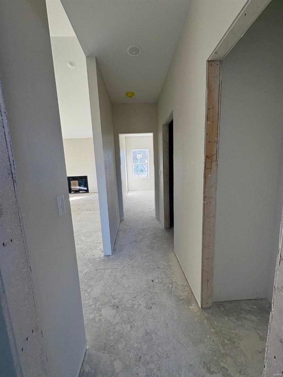 113 Adderly Lane. Millstadt, IL 62260