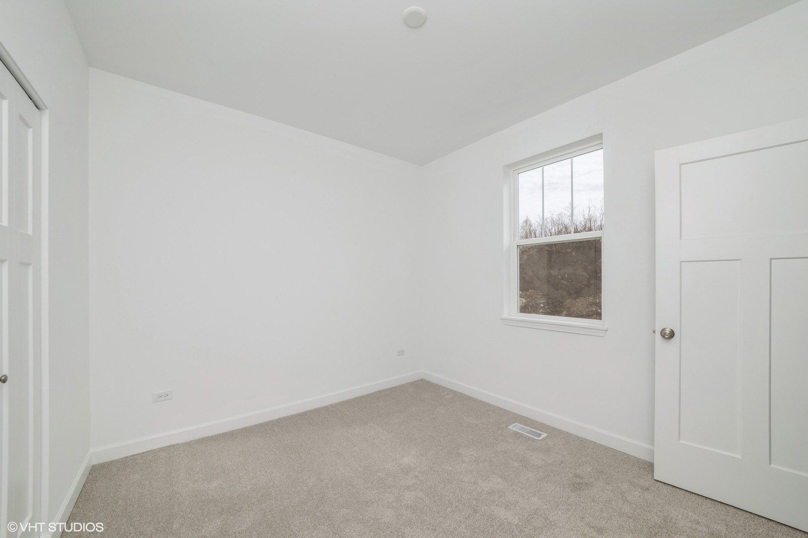 330 Masters Drive. Addison, IL 60101