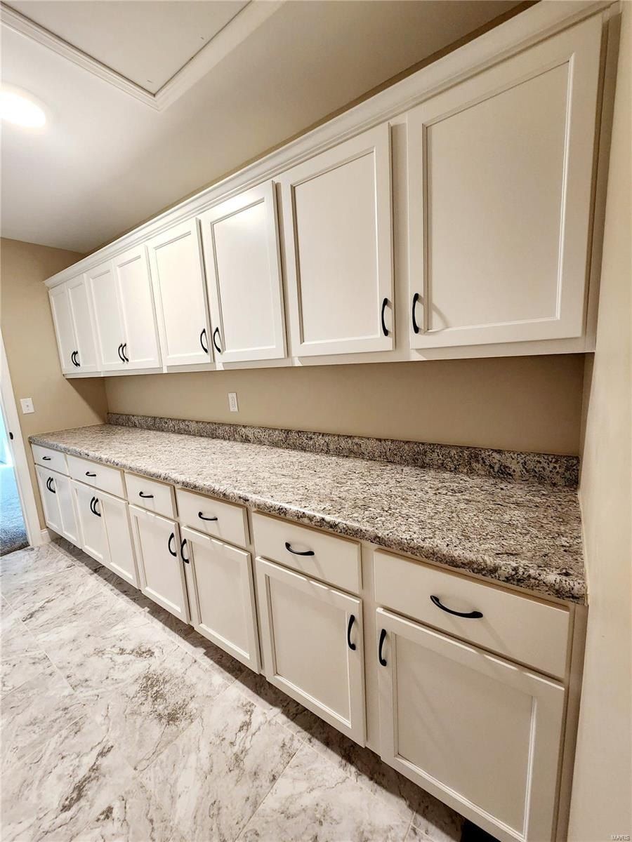 3716 Osprey Court. Shiloh, IL 62221