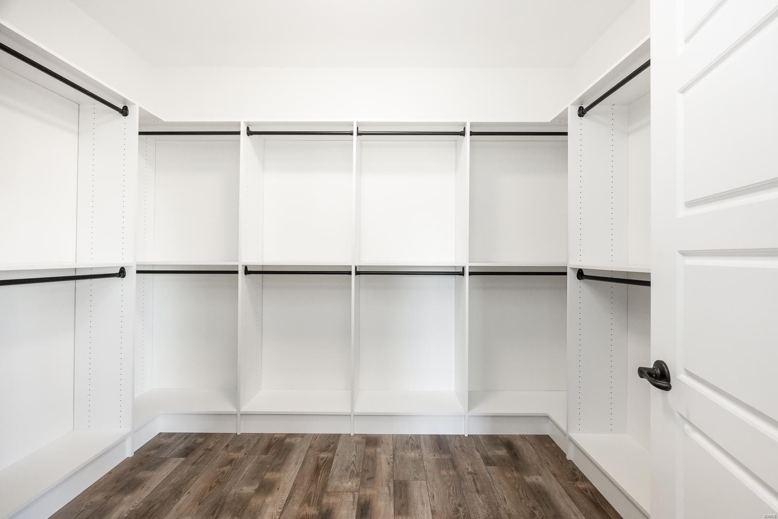 3740 Golfview Circle. Shiloh, IL 62221