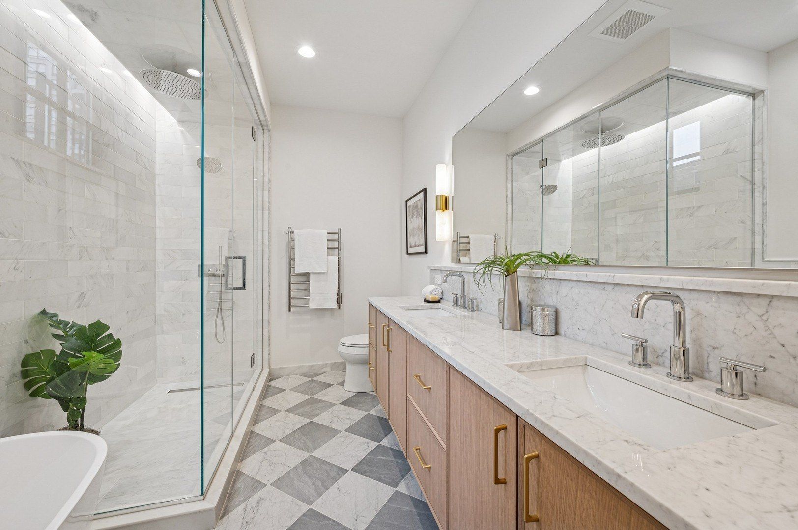 327 W Armitage Avenue. Chicago, IL 60614