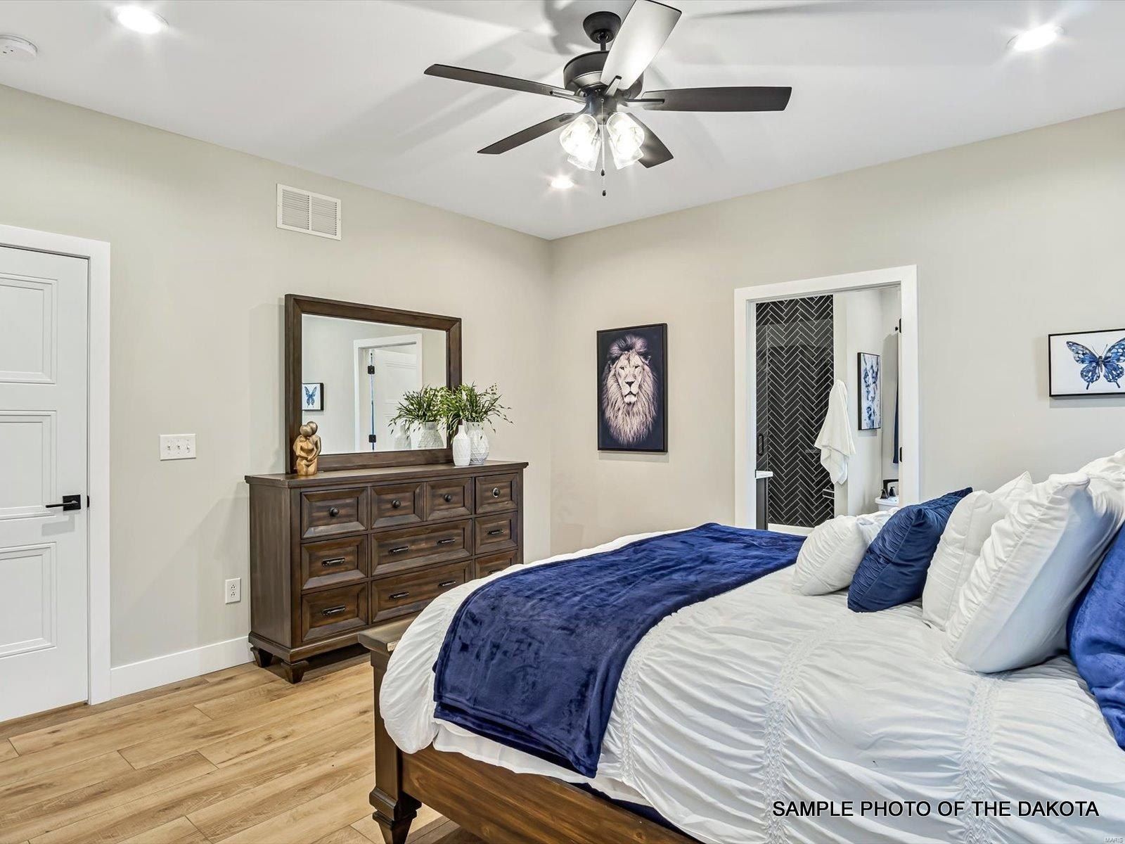 512 Hayden Drive. Waterloo, IL 62298