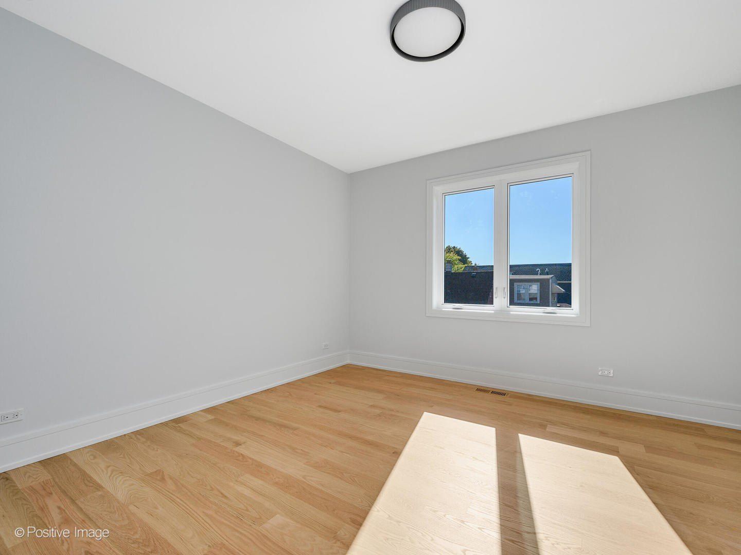 2535 W Belden Avenue. Chicago, IL 60647