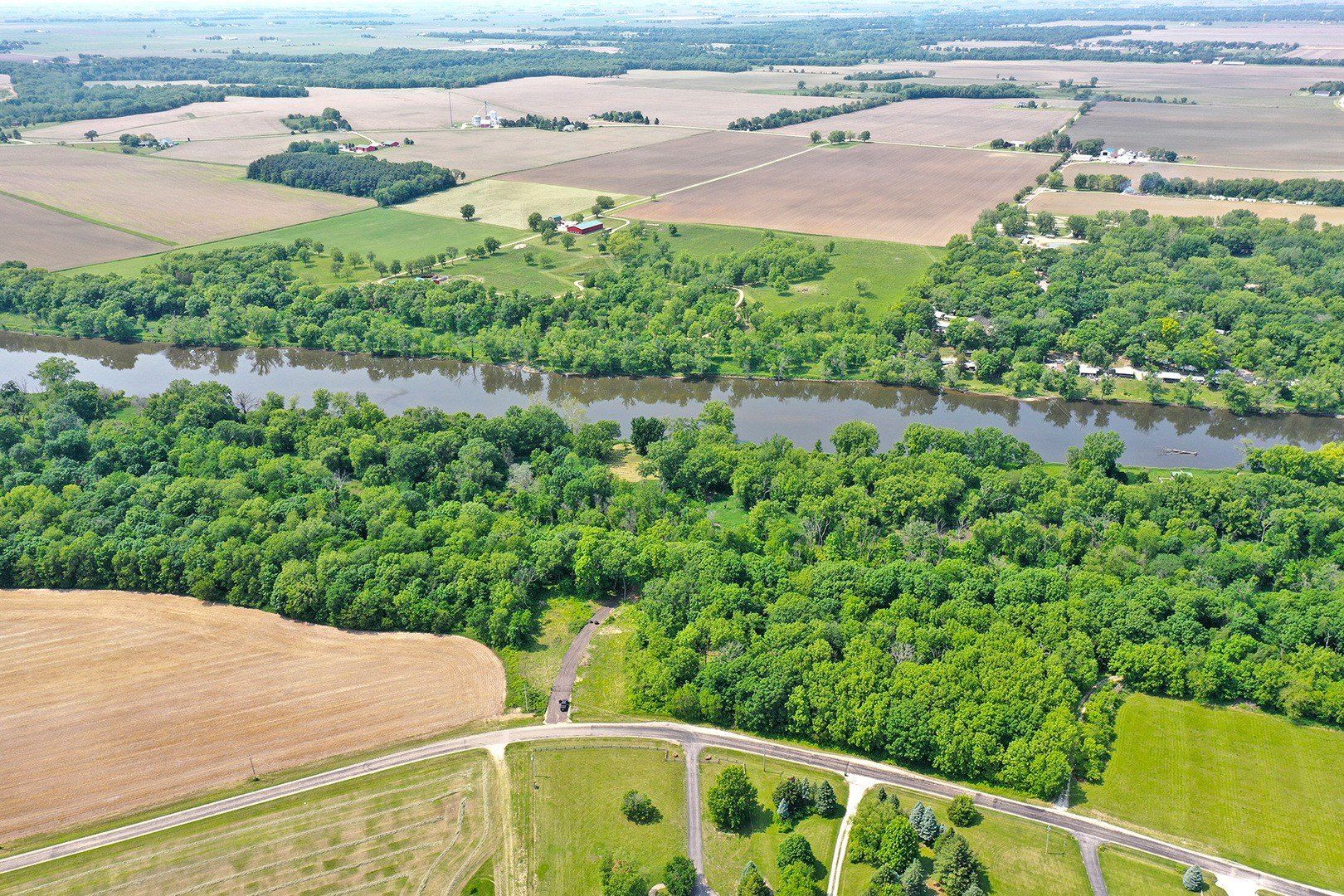 003 N 4201St Road. Sheridan, IL 60551