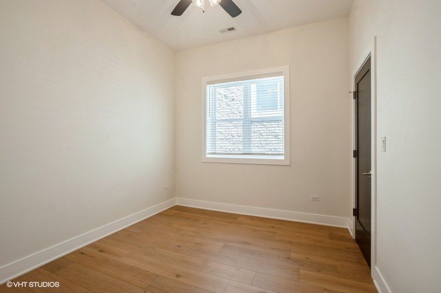 456 E Oakwood Boulevard. Chicago, IL 60653