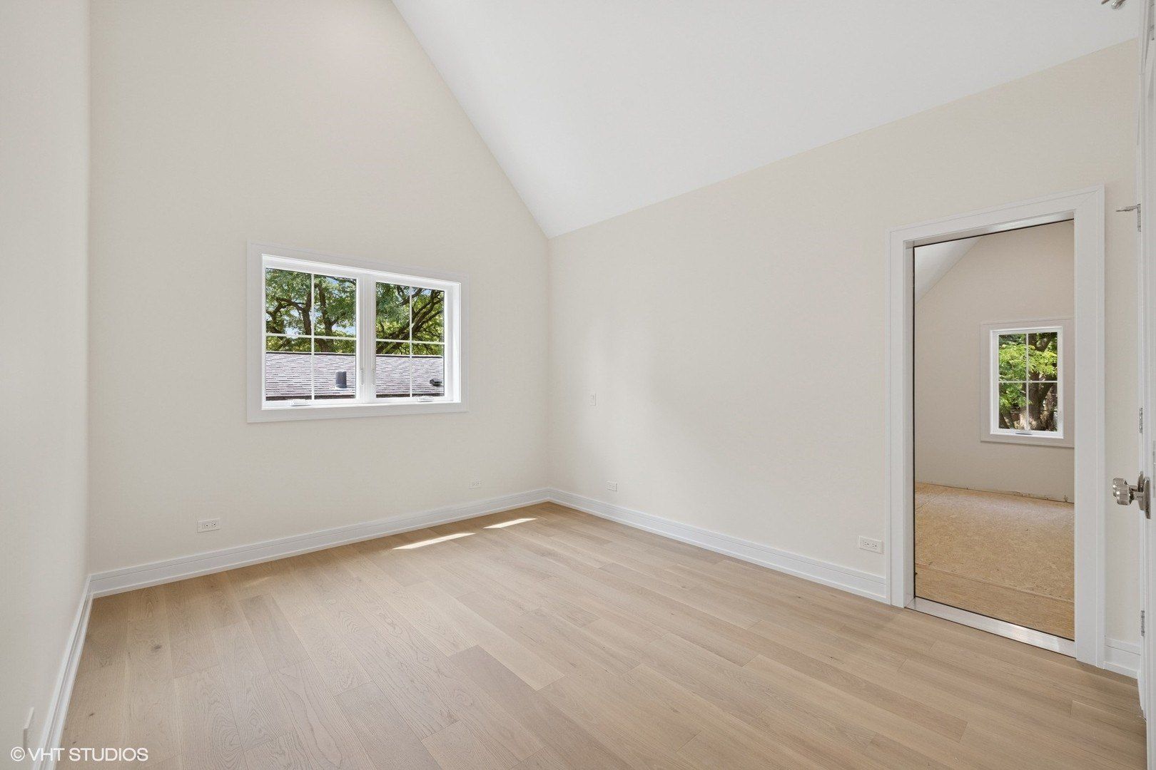 227 S Mitchell Avenue. Arlington Heights, IL 60005