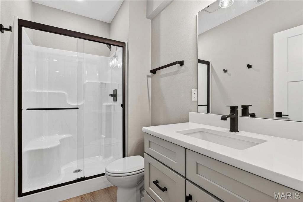 125 Gladwyn Drive. Millstadt, IL 62260