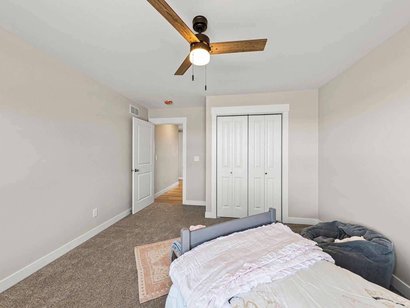 1927 Parkside Drive. Sycamore, IL 60178