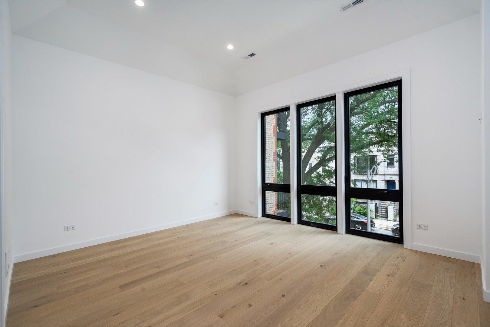 1514 W Superior Street. Chicago, IL 60642