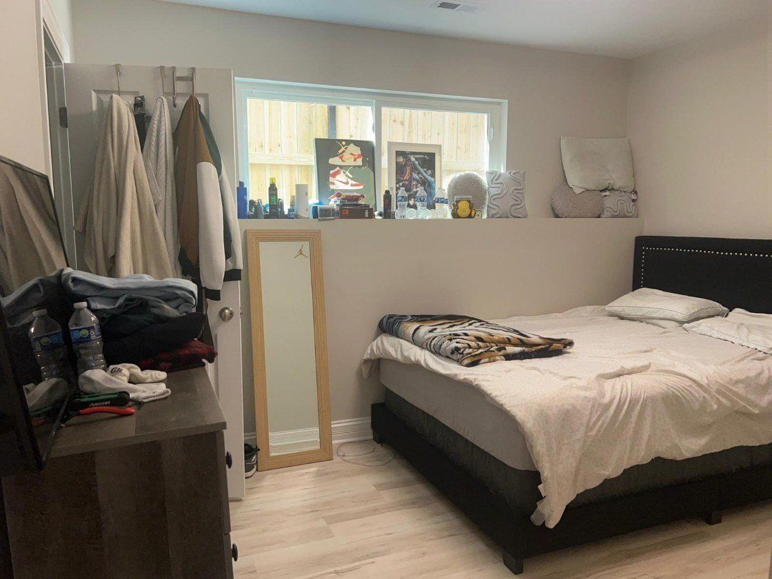 1051 N Springfield Avenue. Chicago, IL 60651