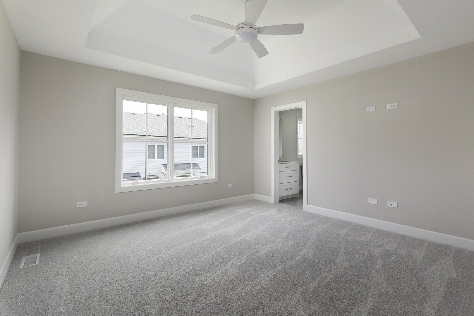 845 Tulip Lane. Naperville, IL 60540