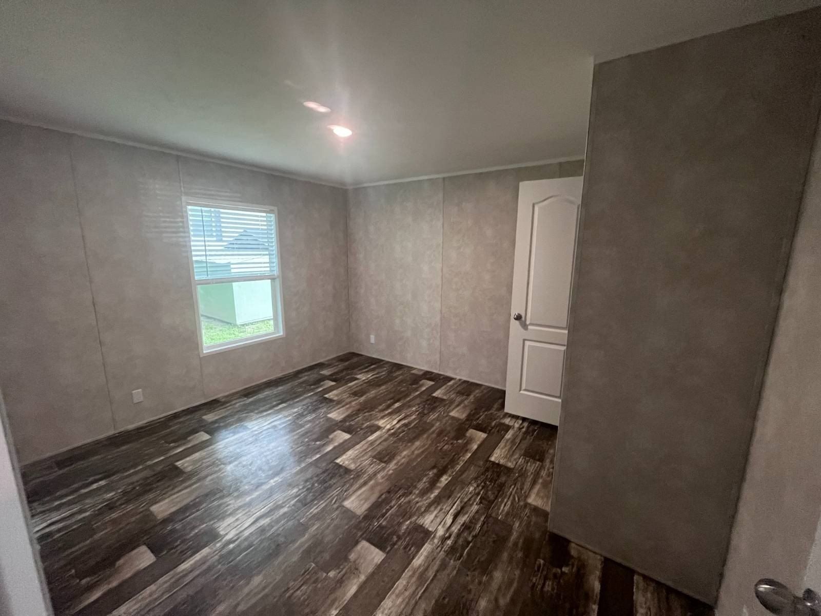 212 Anker Lane. Germantown Hills, IL 61548