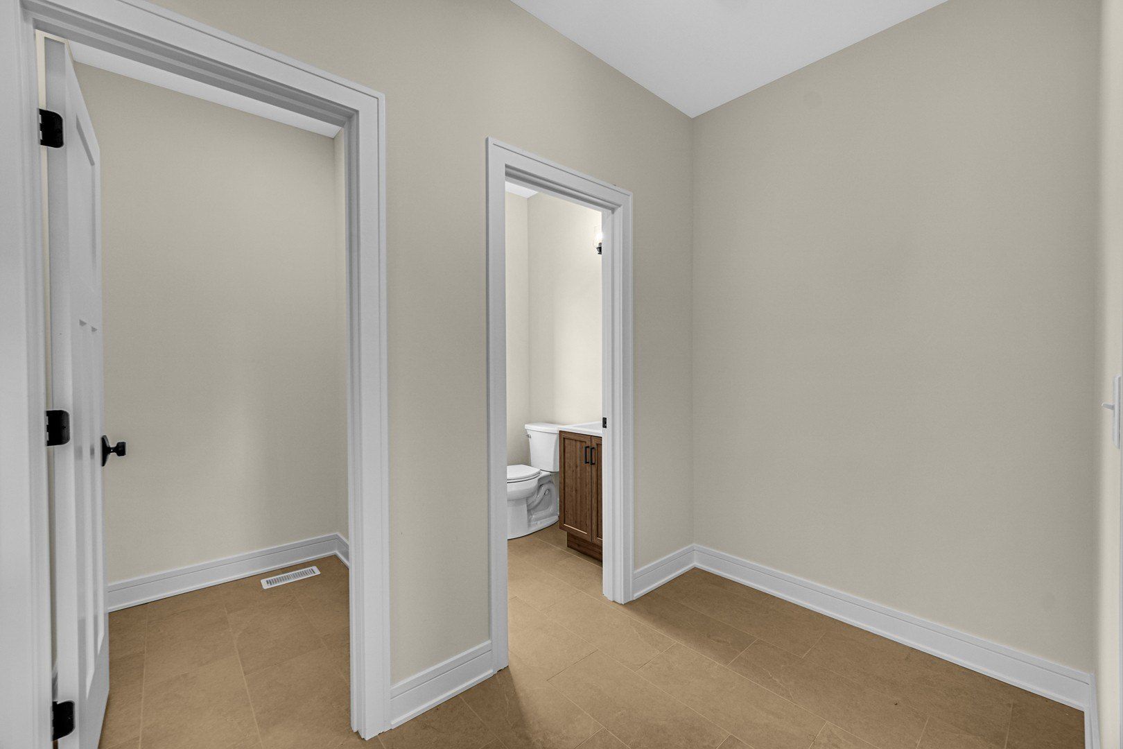 22559 Country Lane. New Lenox, IL 60451