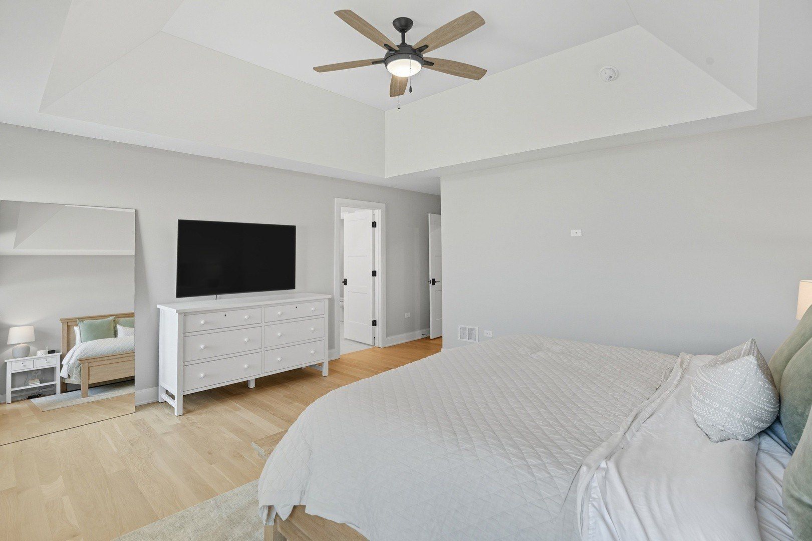 23039 Lakeview Estates Boulevard. Frankfort, IL 60423